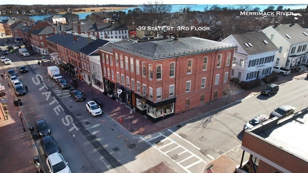 2 bed, 2 bath apartment for rent at 39 State St Unit 4, Newburyport — photo 38 of 41