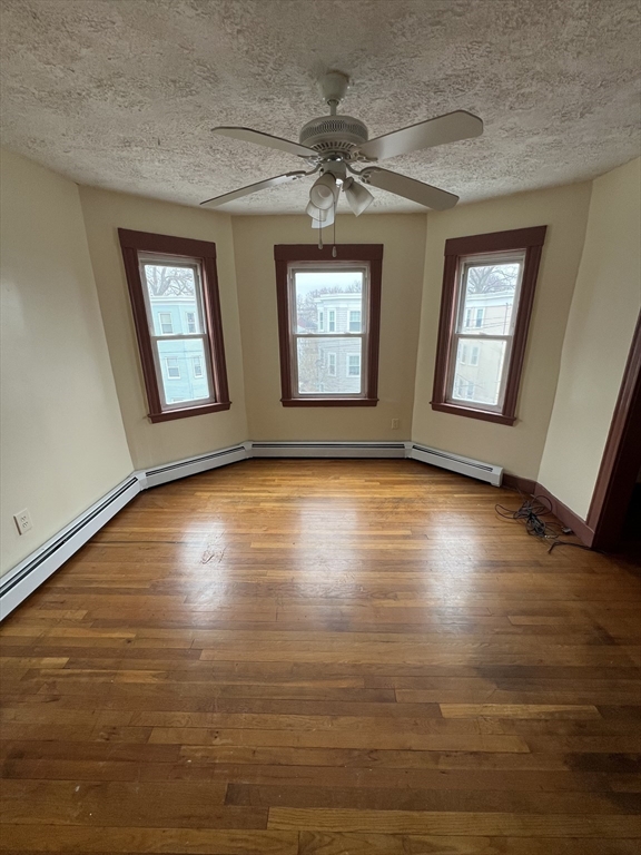 3 bed, 1 bath apartment for rent at 39 Stellman Rd Unit 3, Roslindale — photo 2 of 7