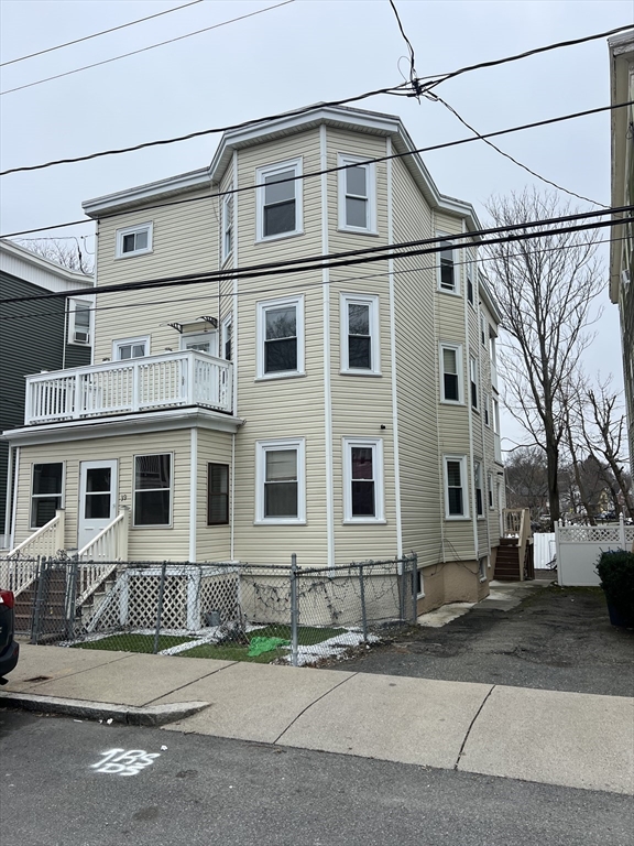 3 bed, 1 bath apartment for rent at 39 Stellman Rd Unit 3, Roslindale — photo 1 of 7