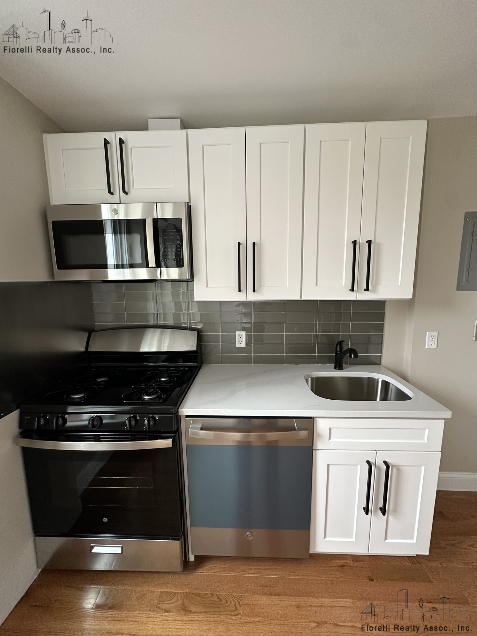1 bed, 1 bath apartment for rent at 39 Stillman St Unit 6, North End — photo 7 of 8