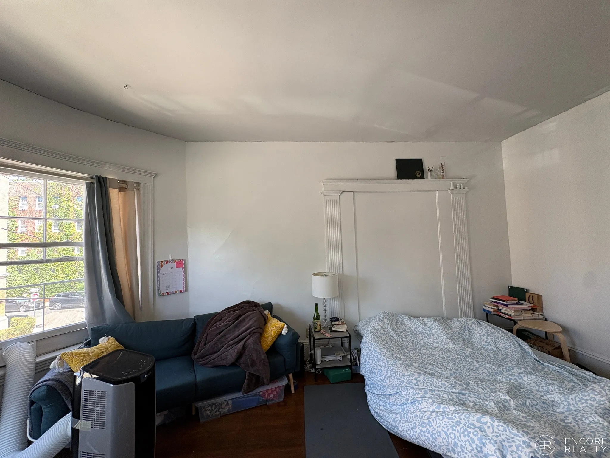 4 bed, 3 bath apartment for rent at 39 Strathmore Rd Unit 2, Brighton — photo 10 of 12