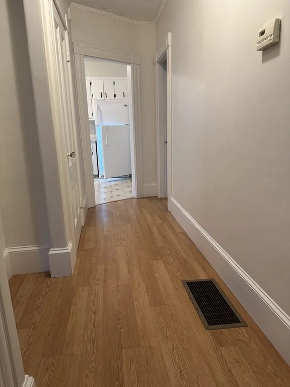 2 bed, 1 bath apartment for rent at 39 Thorndike St Unit 2, Beverly — photo 6 of 6