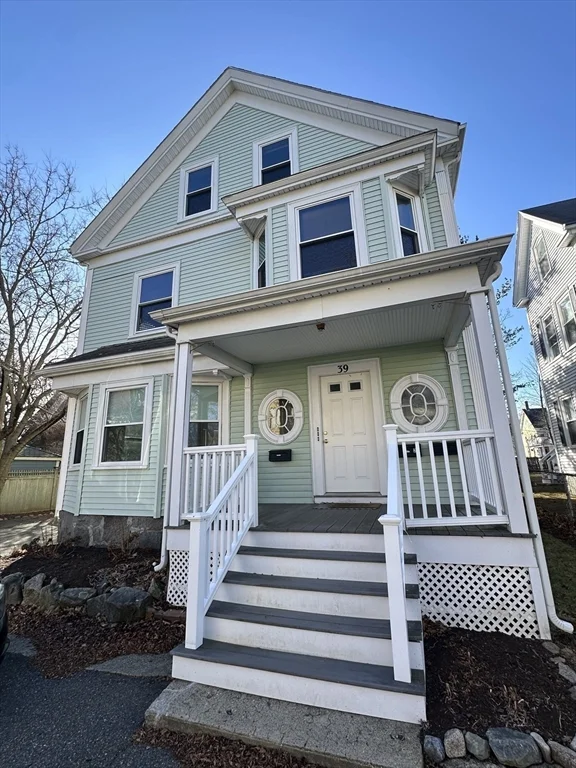 1 bed, 1 bath apartment for rent at 39 Thorndike Unit 1, Beverly — photo 1 of 6