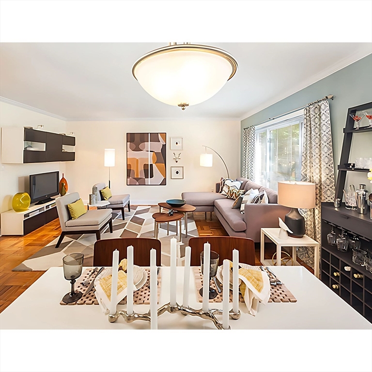 1 bed, 1 bath apartment for rent at 39 Thornton Rd Unit 39, Chestnut Hill — photo 3 of 9