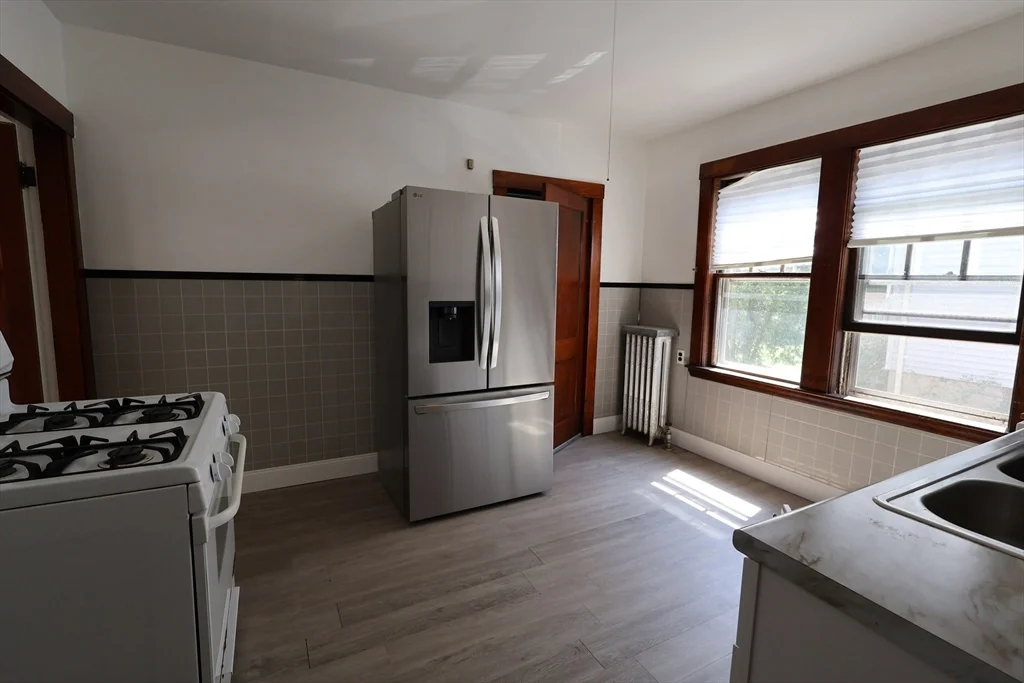 2 bed, 1 bath apartment for rent at 39 Trowbridge Unit 1, East Arlington — photo 11 of 13