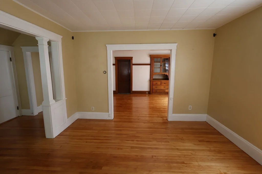 2 bed, 1 bath apartment for rent at 39 Trowbridge Unit 1, East Arlington — photo 4 of 13