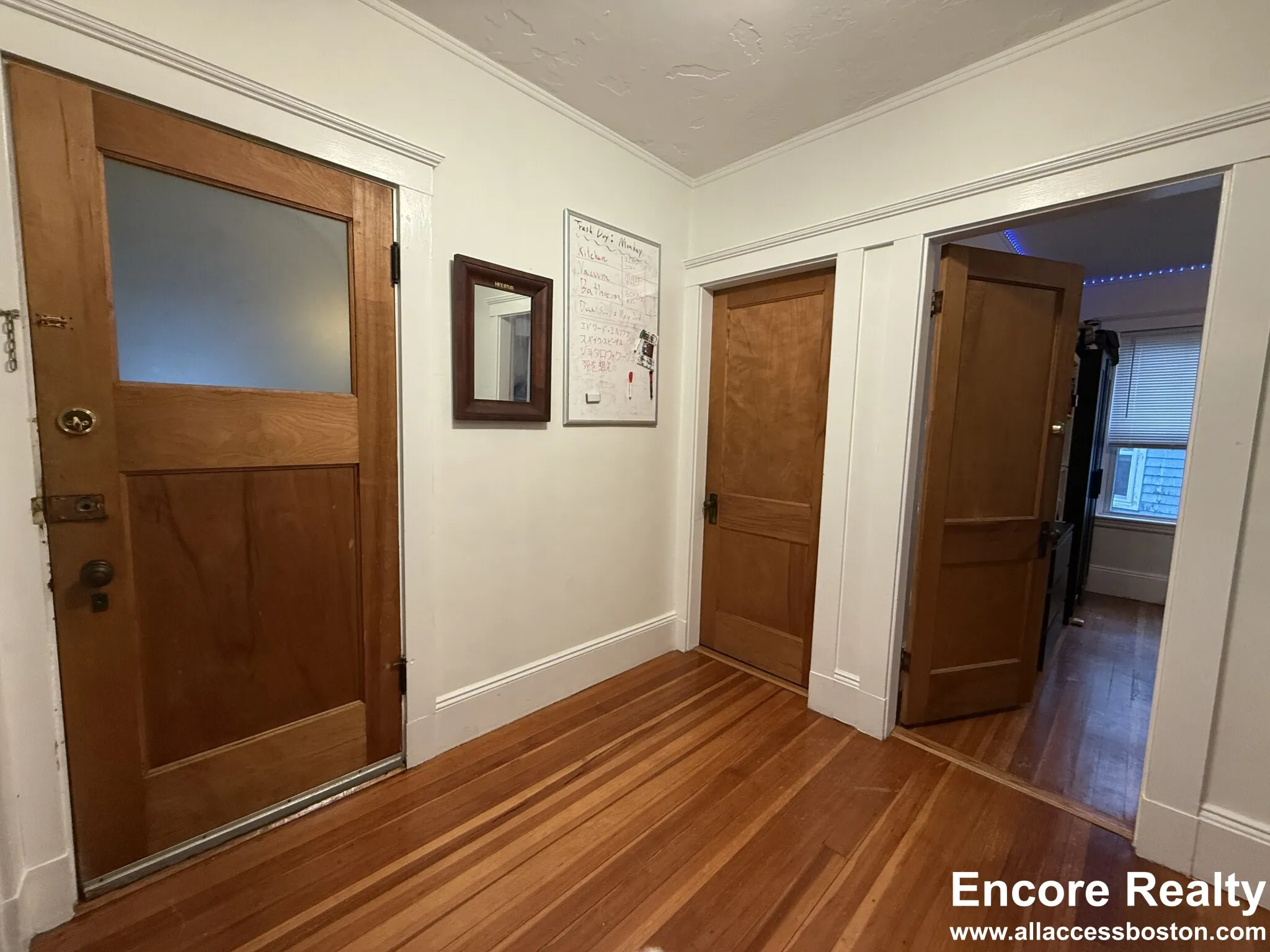 3 bed, 1 bath apartment for rent at 39 Turner St Unit 03, Oak Square — photo 7 of 18