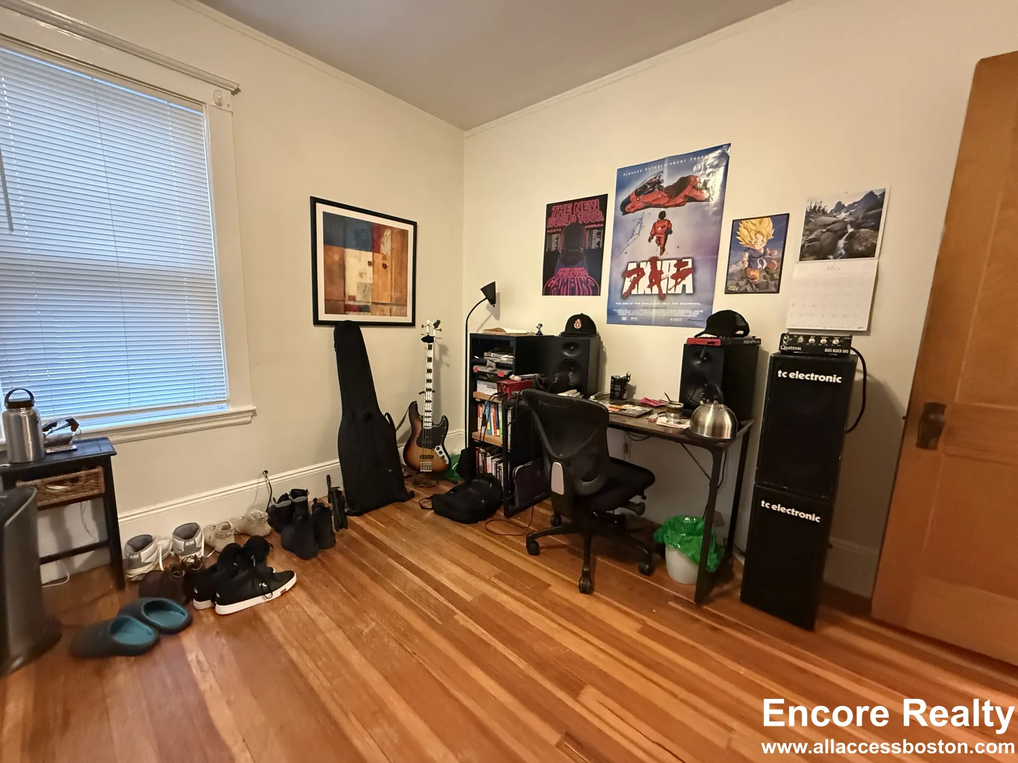 3 bed, 1 bath apartment for rent at 39 Turner St Unit 03, Oak Square — photo 16 of 18