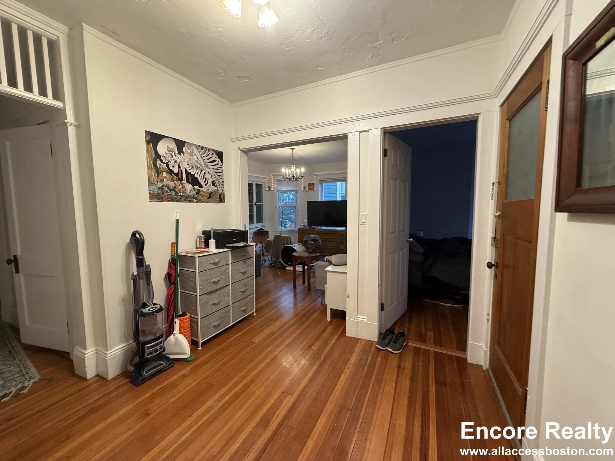 3 bed, 1 bath apartment for rent at 39 Turner St Unit 03, Oak Square — photo 17 of 18