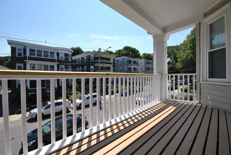 3 bed, 1 bath apartment for rent at 39 Turner St Unit 2, Brighton — photo 3 of 3