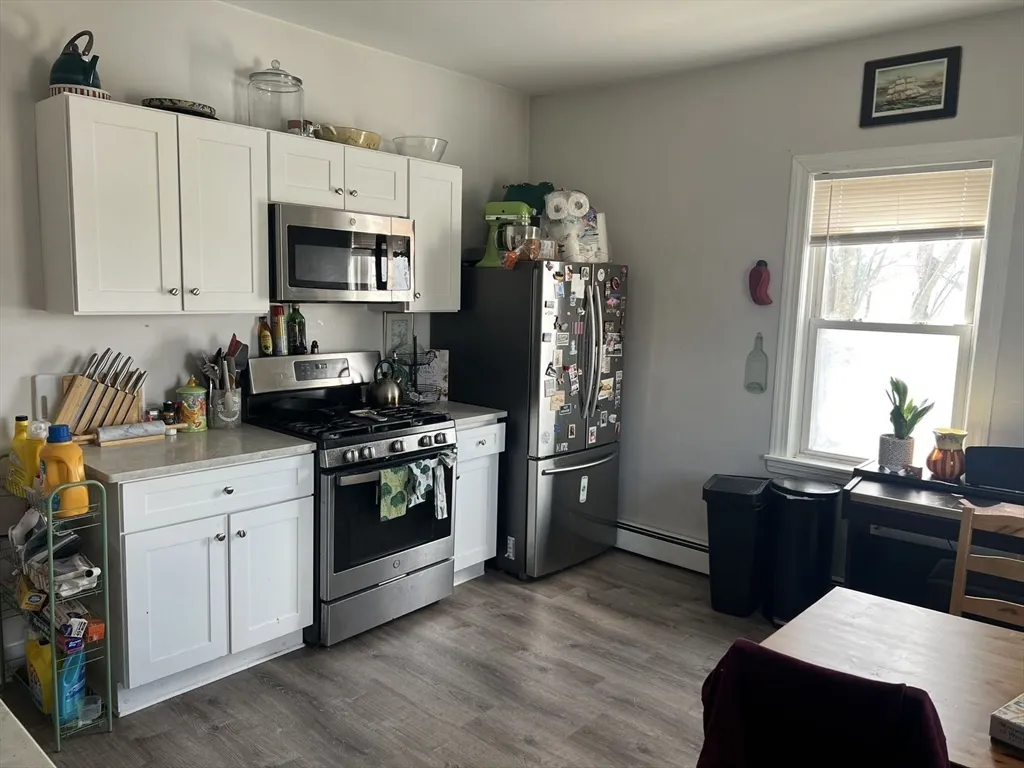 3 bed, 1 bath apartment for rent at 39 Union St Unit 3, Brighton — photo 5 of 13