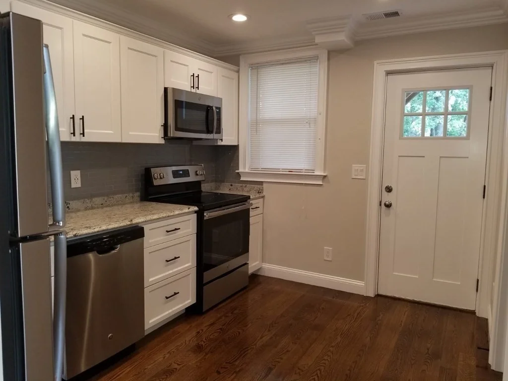 3 bed, 1 bath apartment for rent at 39 W Walnut Park Unit 3, Jamaica Plain — photo 5 of 13