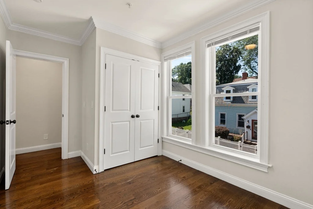 2 bed, 1 bath apartment for rent at 39 W Walnut St Unit 1, Roxbury — photo 9 of 14