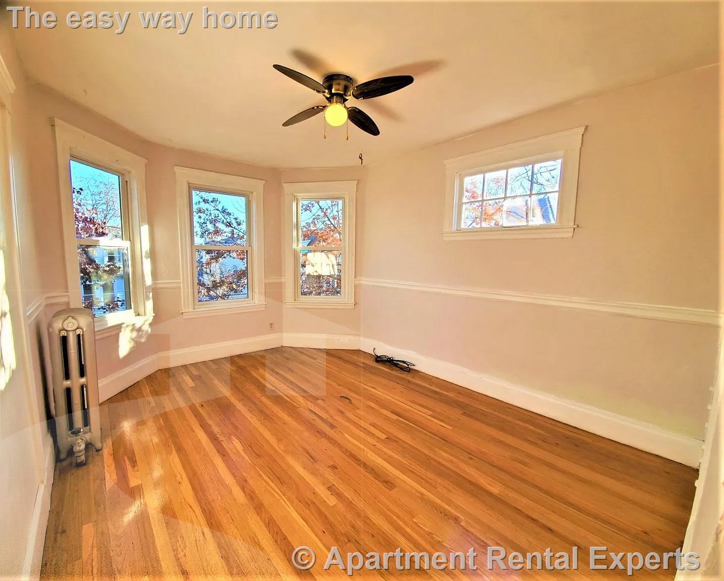 3 bed, 1 bath apartment for rent at 39 Waterhouse St Unit 3, Teele Square — photo 8 of 13