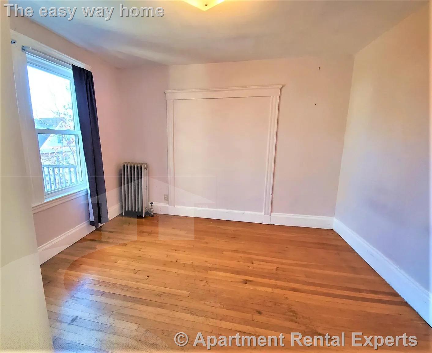 3 bed, 1 bath apartment for rent at 39 Waterhouse St Unit 3, Teele Square — photo 11 of 13