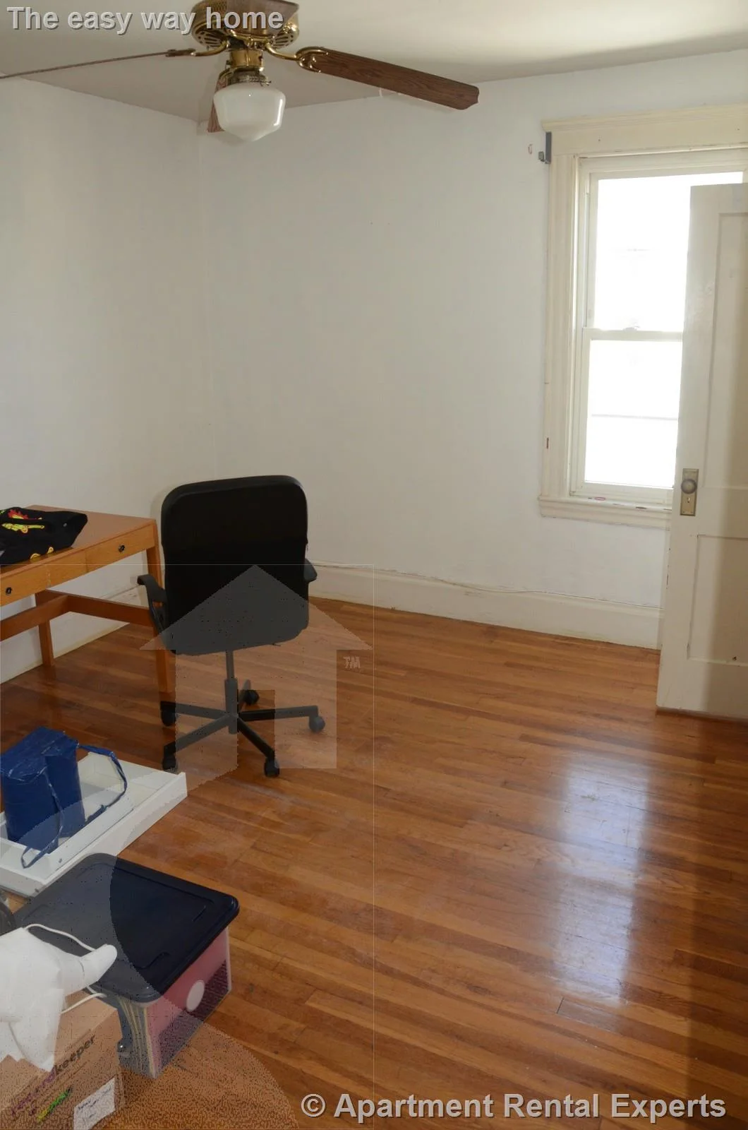 3 bed, 1 bath apartment for rent at 39 Waterhouse St Unit 3, Teele Square — photo 5 of 14