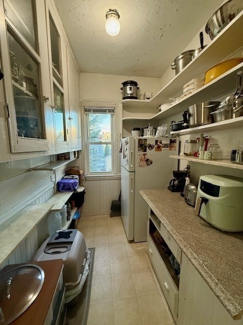 2 bed, 1 bath apartment for rent at 39 Wolcott Unit 2, Malden — photo 9 of 11