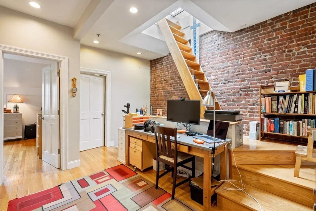 2 bed, 1 bath apartment for rent at 39 Worcester Sq Unit 5 PH, South End — photo 14 of 22