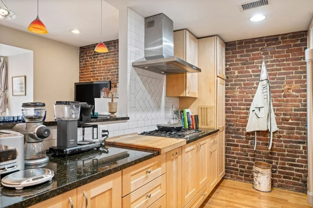 2 bed, 1 bath apartment for rent at 39 Worcester Sq Unit 5 PH, South End — photo 7 of 22