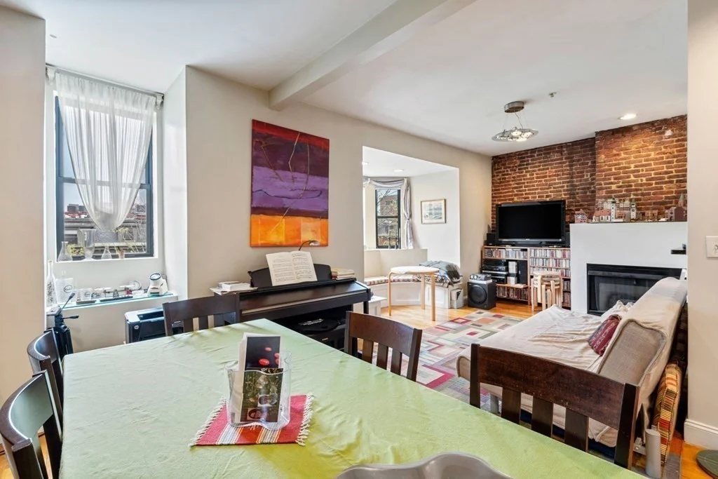 2 bed, 1 bath apartment for rent at 39 Worcester Sq Unit 5 PH, South End