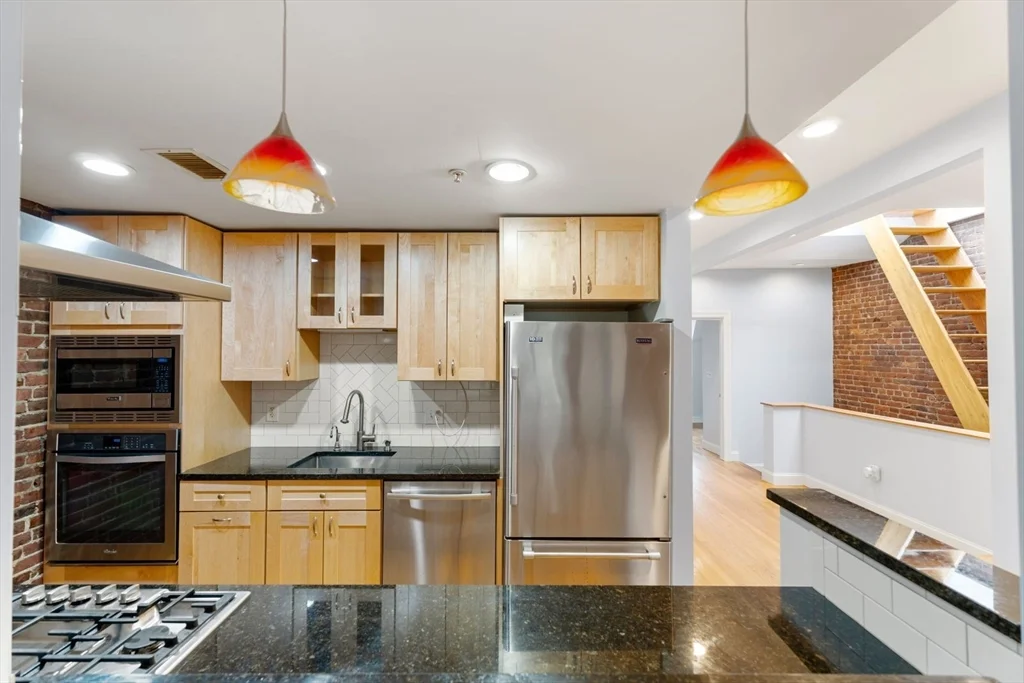 2 bed, 1 bath apartment for rent at 39 Worcester Sq Unit PH 5, South End — photo 6 of 20