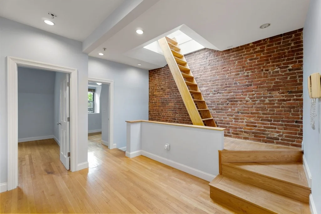 2 bed, 1 bath apartment for rent at 39 Worcester Sq Unit PH 5, South End — photo 11 of 20