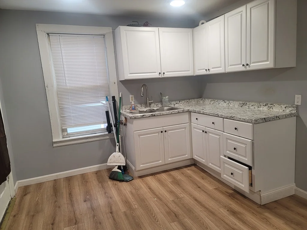 2 bed, 1 bath apartment for rent at 39 Worcester Unit 2L, Southbridge