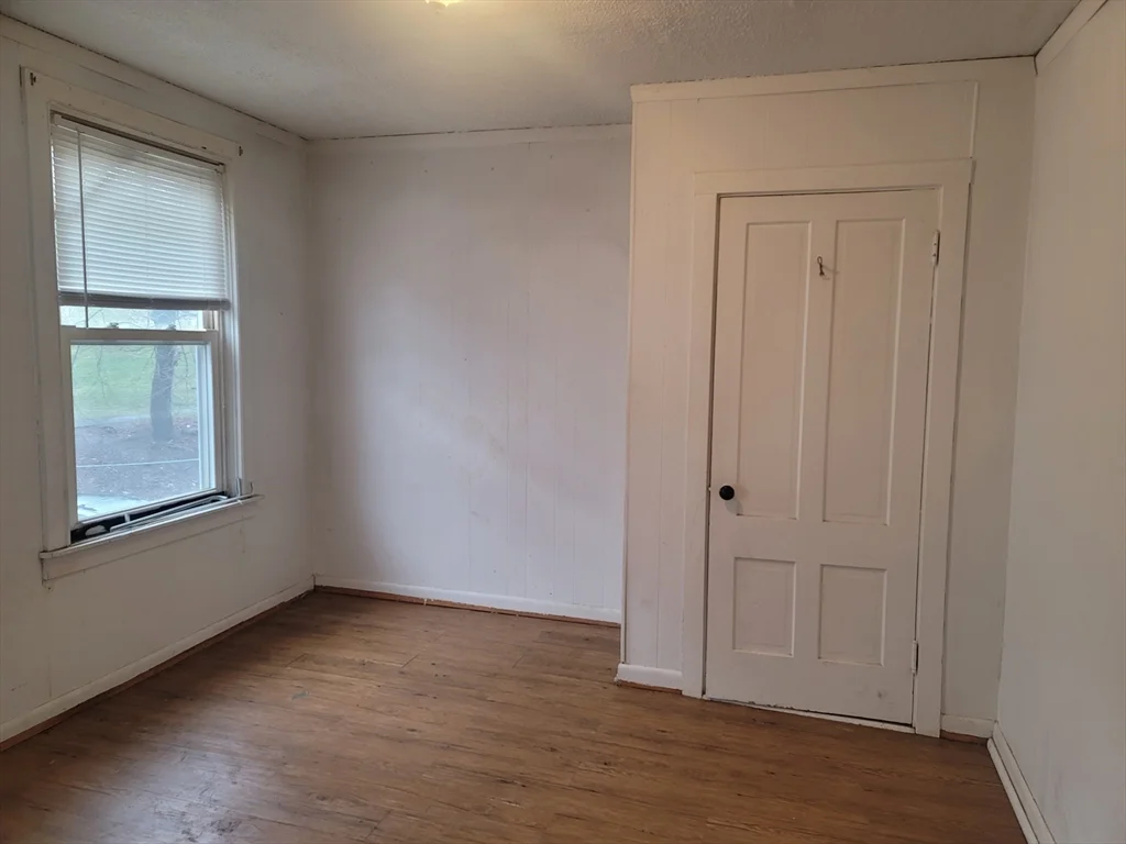 2 bed, 1 bath apartment for rent at 39 Worcester Unit 2L, Southbridge — photo 4 of 6