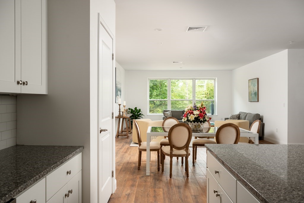 1 bed, 1 bath apartment for rent at 390 Chief Justice Cushing Hwy Unit 215, Cohasset — photo 7 of 16