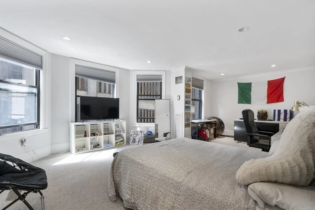 2 bed, 1 bath apartment for rent at 390 Commonwealth Ave Unit 205, Back Bay — photo 6 of 17