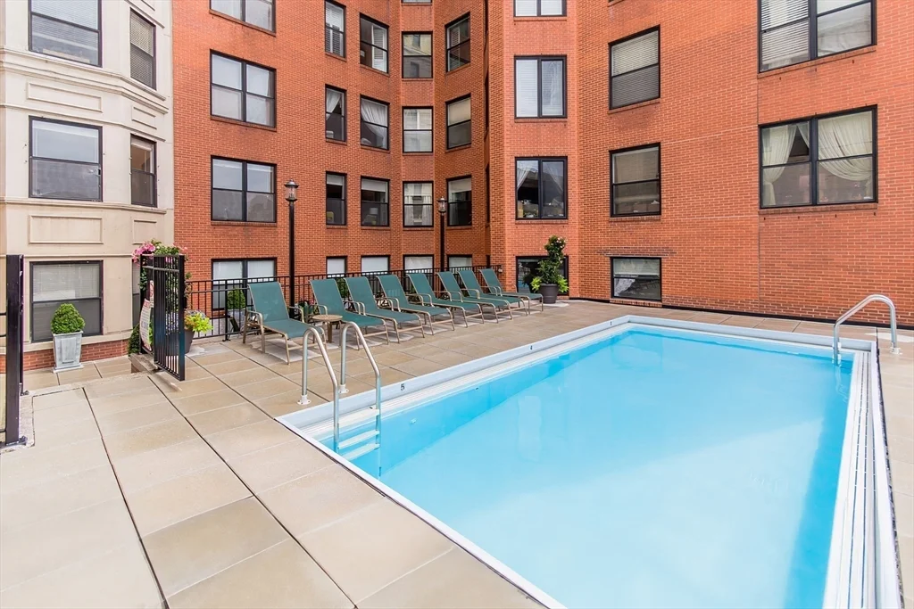 2 bed, 1 bath apartment for rent at 390 Commonwealth Ave Unit 801, Back Bay — photo 17 of 17