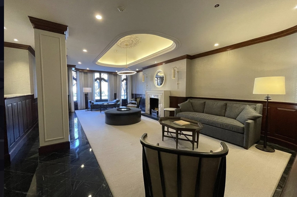 2 bed, 2 bath apartment for rent at 390 Commonwealth Ave Unit PH2, Back Bay — photo 5 of 22