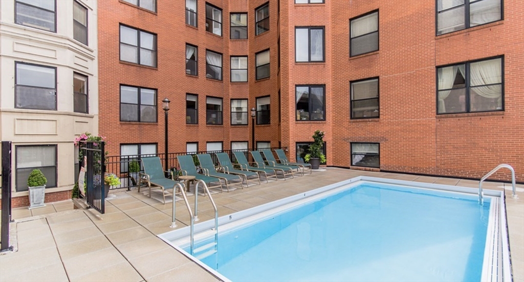 2 bed, 2 bath apartment for rent at 390 Commonwealth Ave Unit PH2, Back Bay — photo 6 of 22