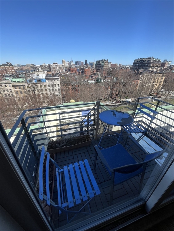 2 bed, 2 bath apartment for rent at 390 Commonwealth Ave Unit PH2, Back Bay — photo 8 of 22