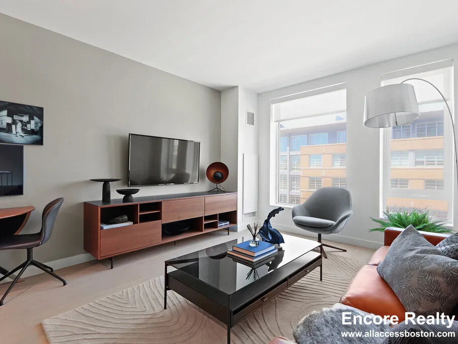 1 bed, 1 bath apartment for rent at 390 Harrison Ave Unit 604, South End — photo 5 of 40