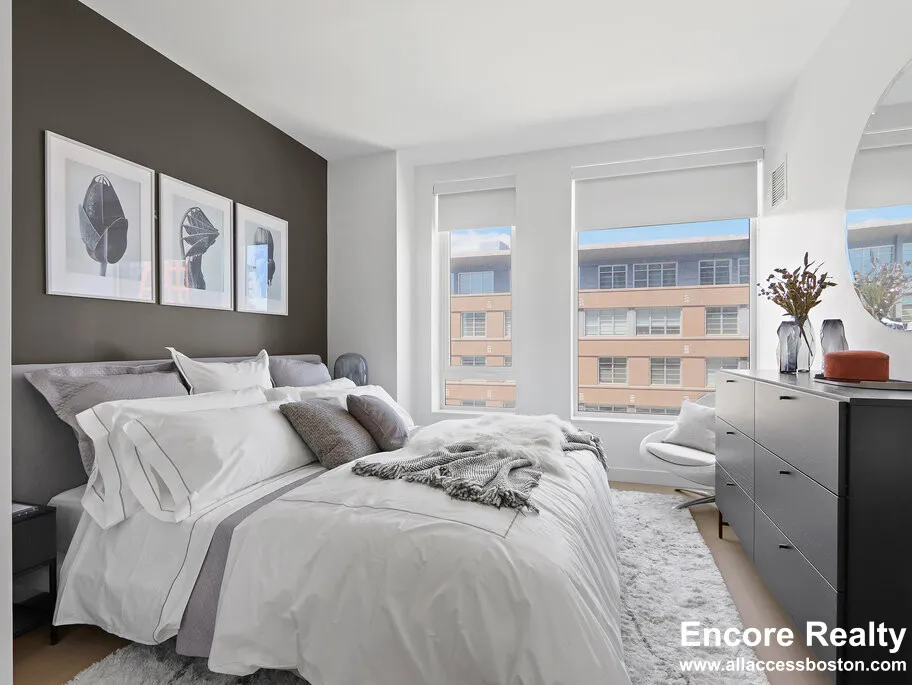 1 bed, 1 bath apartment for rent at 390 Harrison Ave Unit 604, South End — photo 3 of 40