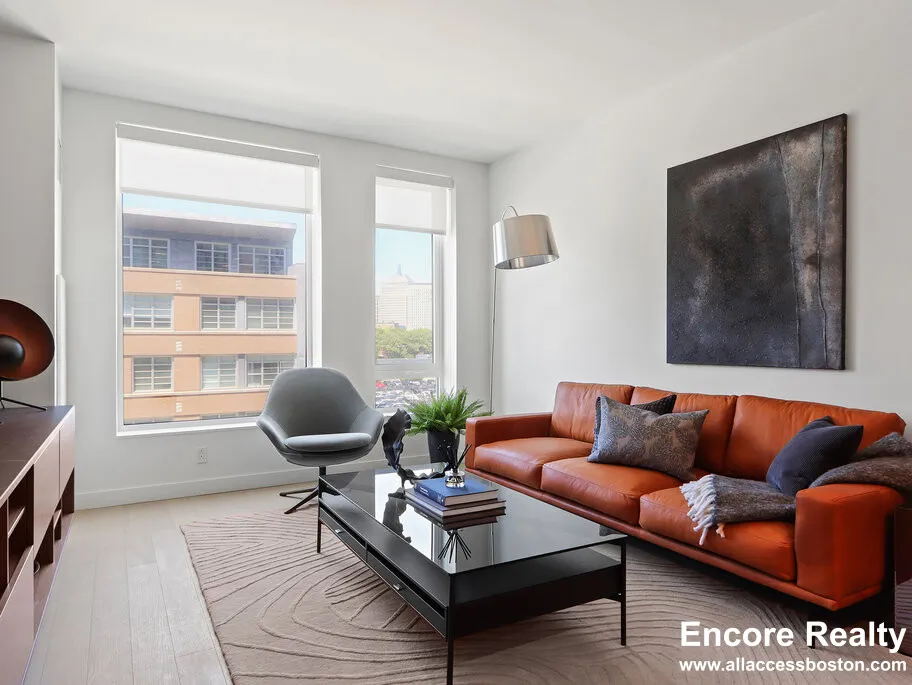 1 bed, 1 bath apartment for rent at 390 Harrison Ave Unit 604, South End — photo 4 of 40