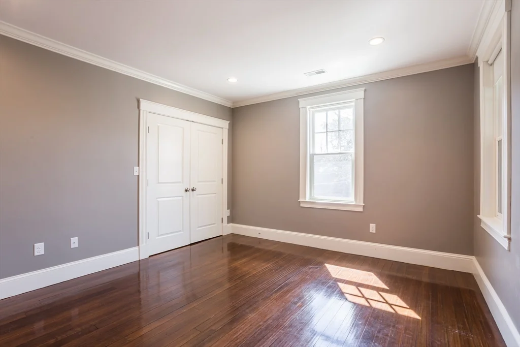 2 bed, 1 bath apartment for rent at 390 Langley Rd Unit 1, Newton Center — photo 14 of 17
