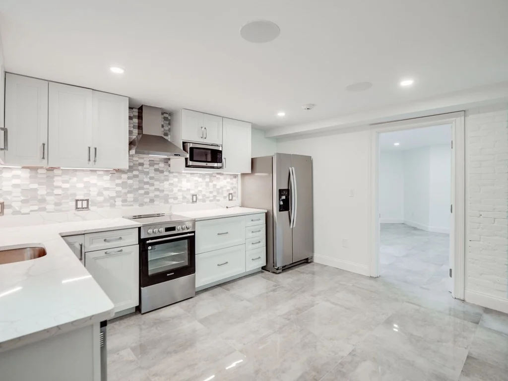 2 bed, 1 bath apartment for rent at 390 Medford St Unit 1, Winter Hill — photo 11 of 16