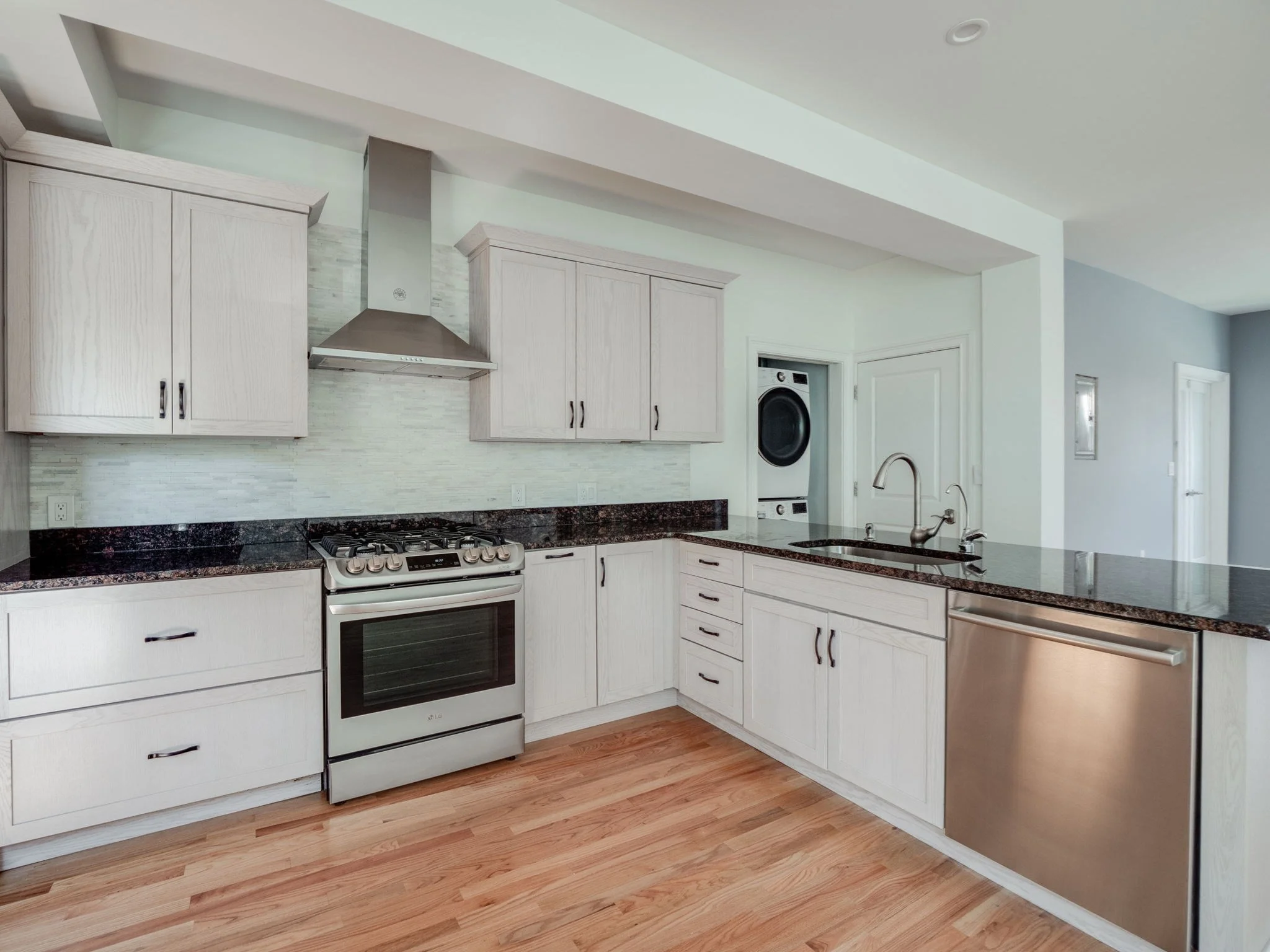 2 bed, 2 bath apartment for rent at 390 Medford St Unit 1A, Winter Hill — photo 4 of 26