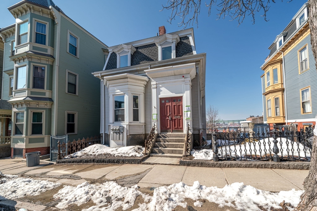 2 bed, 1 bath apartment for rent at 390 Meridian St Unit 2, Central Square — photo 25 of 30