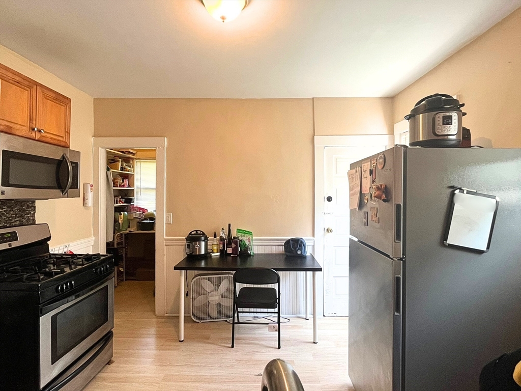 3 bed, 1 bath apartment for rent at 3907 Washington St Unit 2, Jamaica Plain — photo 18 of 36