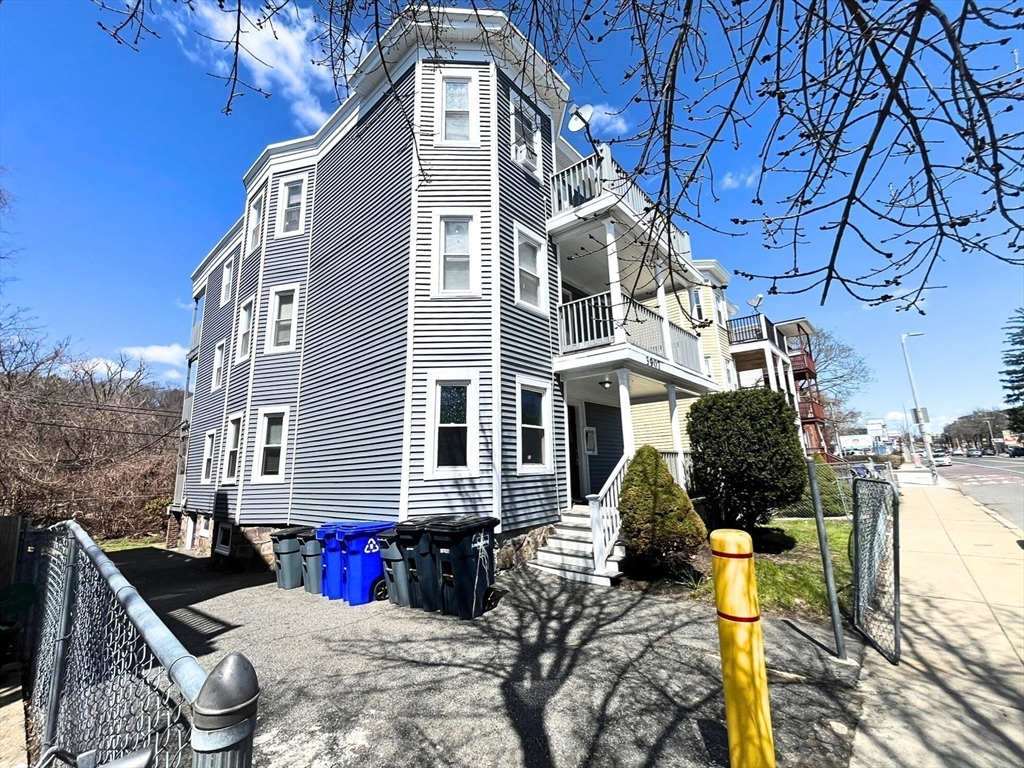 3 bed, 1 bath apartment for rent at 3907 Washington St Unit 2, Jamaica Plain — photo 34 of 36
