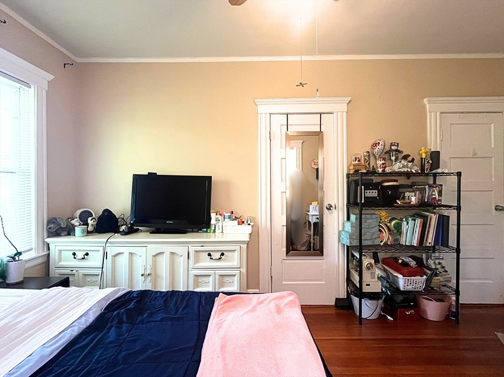 3 bed, 1 bath apartment for rent at 3907 Washington St Unit 2, Jamaica Plain — photo 13 of 36