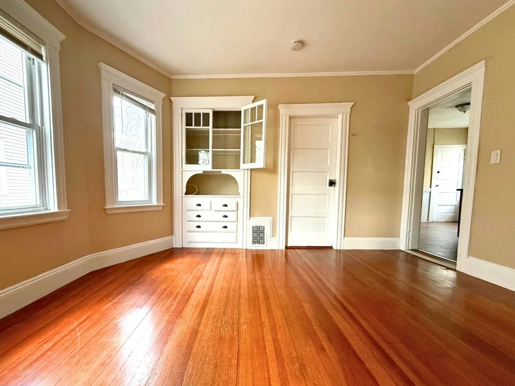 3 bed, 1 bath apartment for rent at 3907 Washington St Unit b, Jamaica Plain
