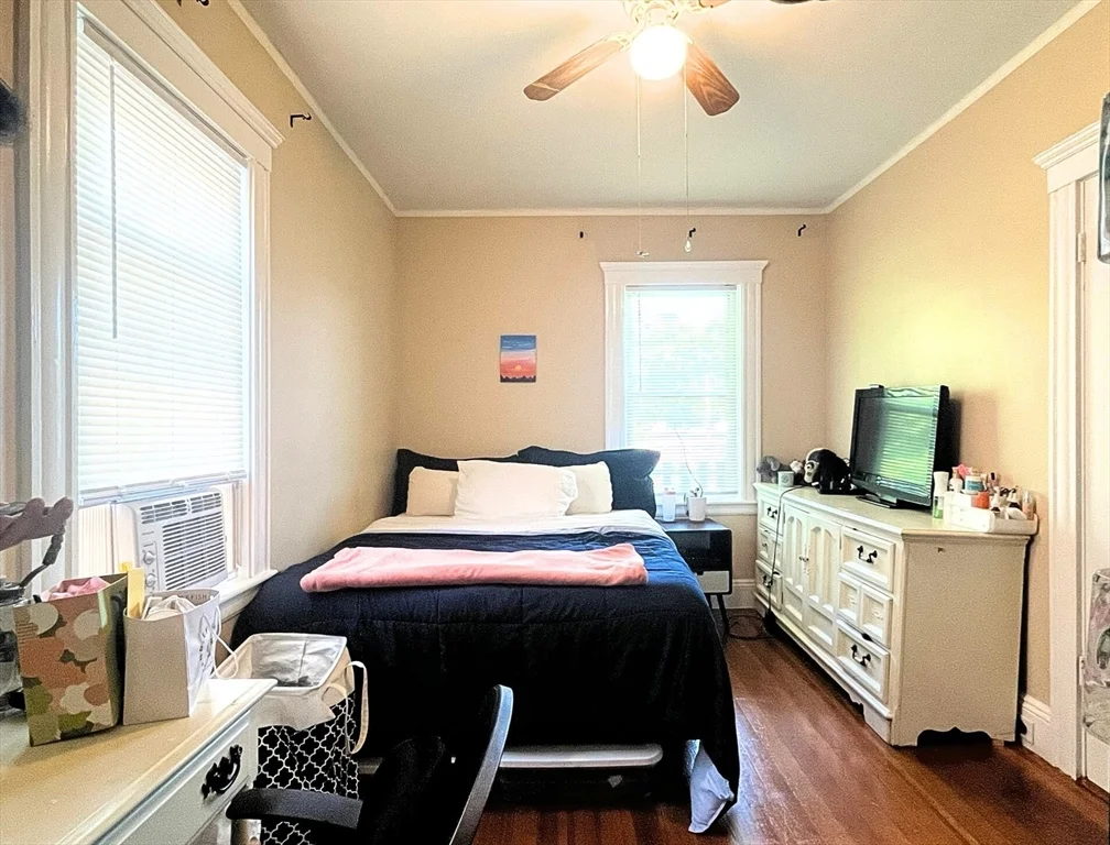3 bed, 1 bath apartment for rent at 3907 Washington St Unit b, Jamaica Plain — photo 12 of 24