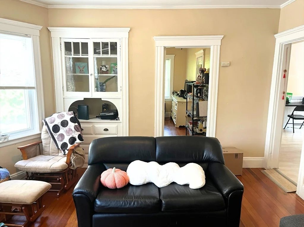 3 bed, 1 bath apartment for rent at 3907 Washington St Unit b, Jamaica Plain — photo 19 of 24