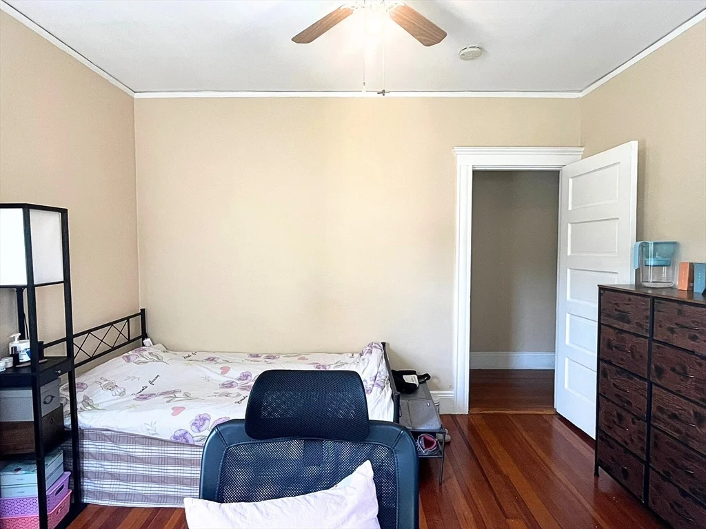 3 bed, 1 bath apartment for rent at 3907 Washington St Unit b, Jamaica Plain — photo 9 of 24