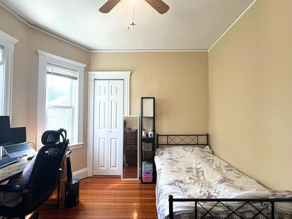 3 bed, 1 bath apartment for rent at 3907 Washington St Unit b, Jamaica Plain — photo 8 of 24