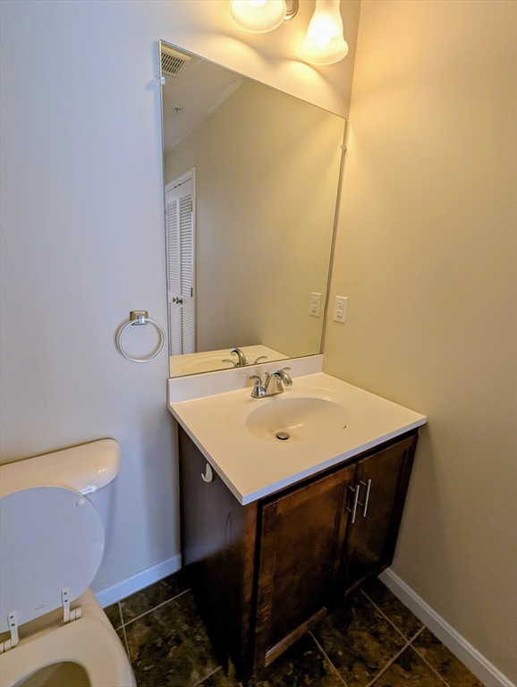 2 bed, 2 bath apartment for rent at 391 America Blvd Unit 391, Ashland — photo 7 of 22